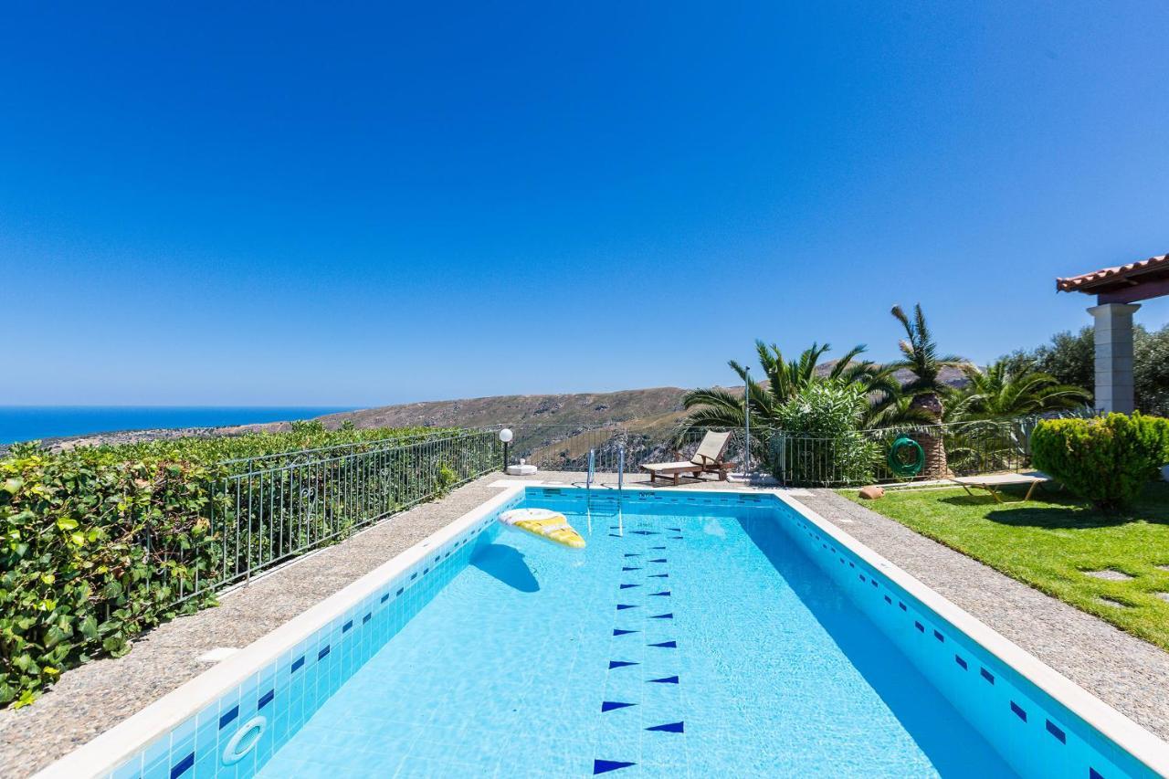 Belvedere Villas Prasiai Exteriör bild