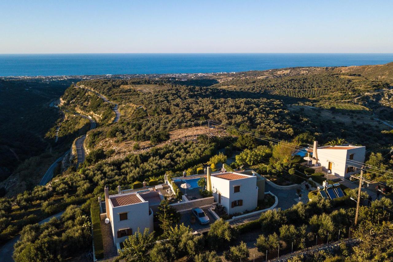 Belvedere Villas Prasiai Exteriör bild